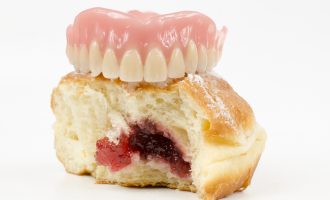 Choosing a Healthy Diet with Dentures - South Calgary Dentures - Calgary Denturists