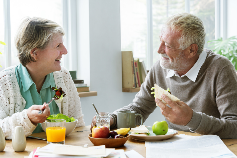 3 Great Eating Habits While Wearing Dentures - South Calgary dentures and Implants Clinic - Implants and DenturesCalgary